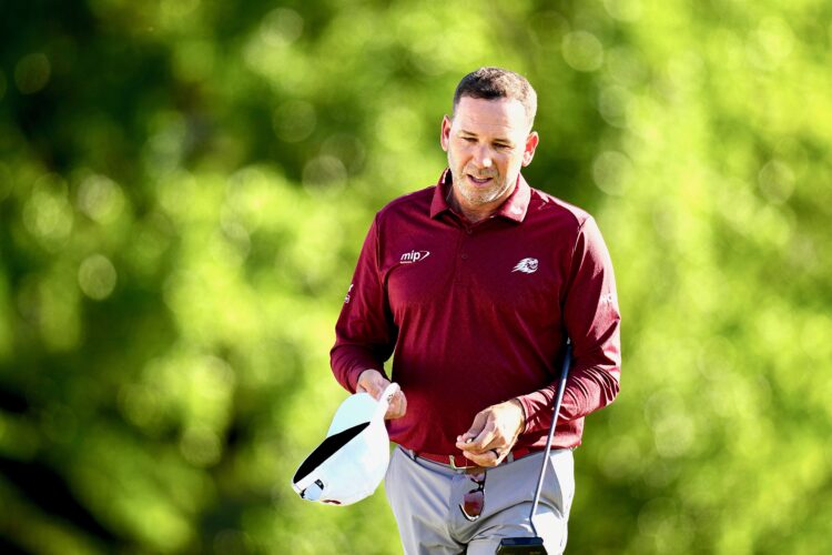 Garcia shows frustration, breaks driver at the Masters